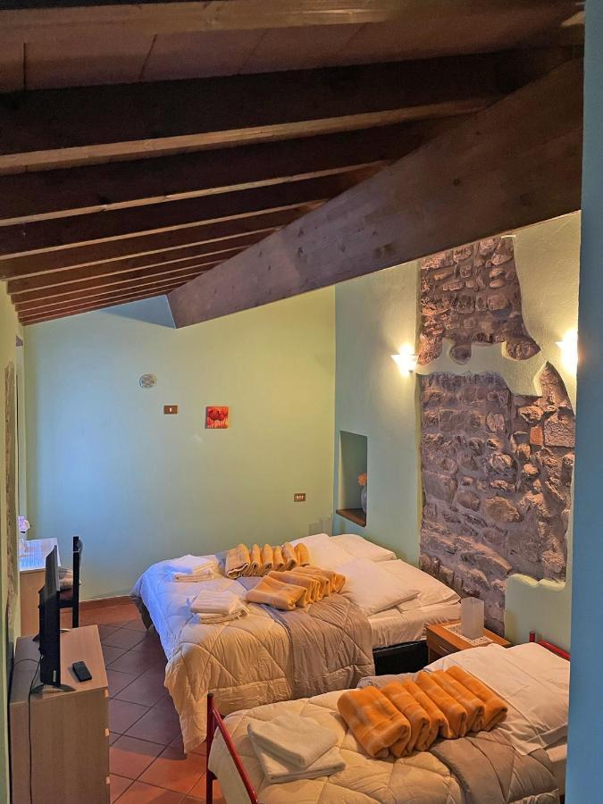 Отель In Castello Gallicano Экстерьер фото